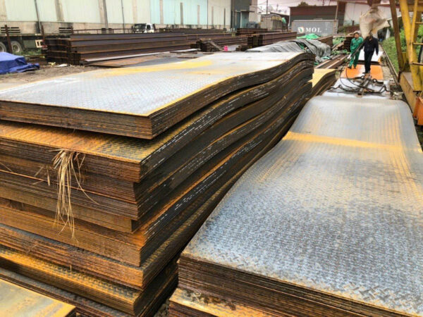 Thép tấm nhám 3 x 1500 x 6000